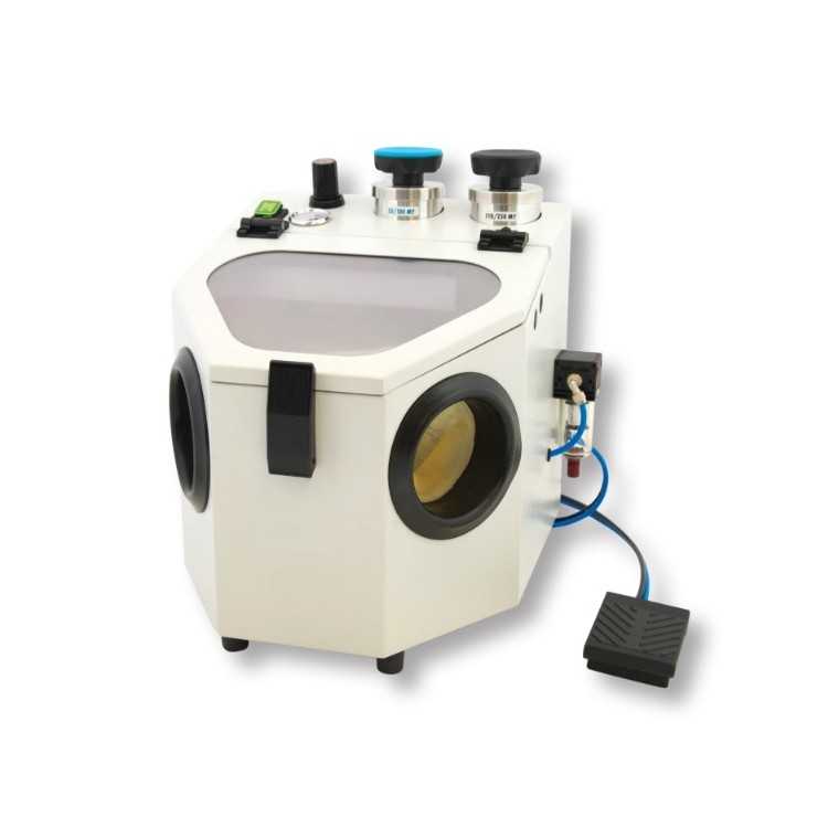 CABINE DE SABLAGE 2 SILOS + RECYCLAGE ET PEDALE