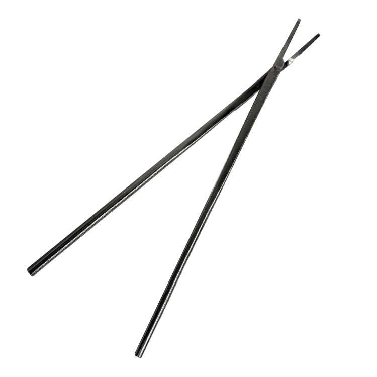 Pince pour creuset terre cuite ou salamander