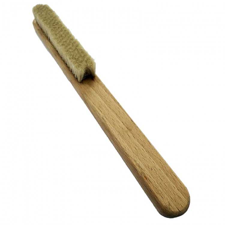 BROSSE A MAIN SOIE BLANCHE 1/2 DURE N°3 4RGS 26CM BROSSE A MAIN SOIE BLANCHE 1/2 DURE N°3 4RGS 26CM