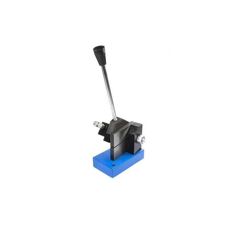 CISAILLE MANUELLE POUR FIL (3MM) ET PLAQUE (1,5MM) CISAILLE MANUELLE POUR FIL (3MM) ET PLAQUE (1,5MM)