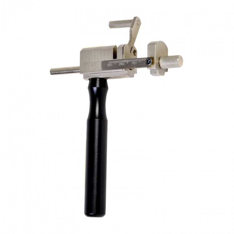 COUPE CHARNIERE AVEC POIGNEE COUPE CHARNIERE AVEC POIGNEE