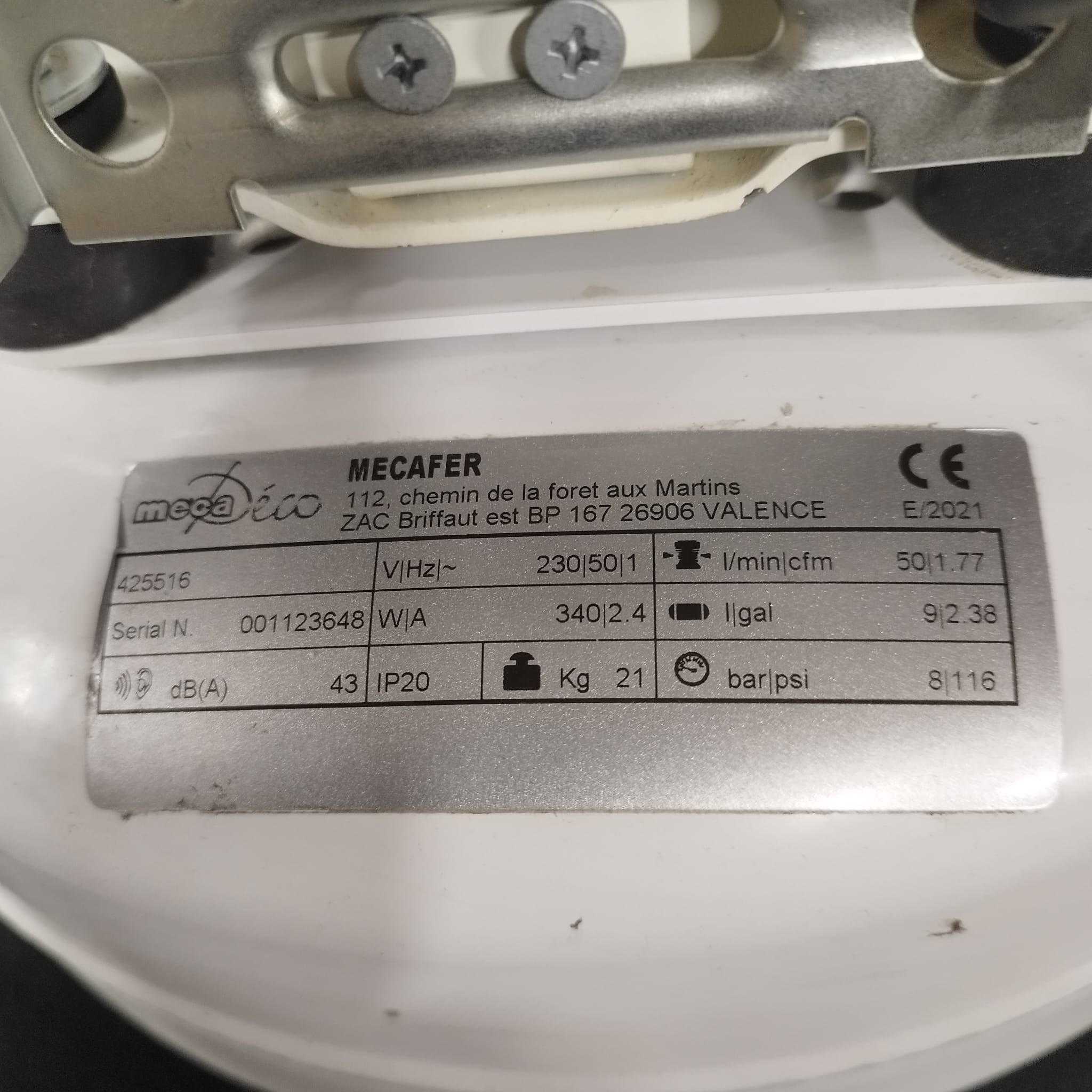 VENDU - OCCASION - Compresseur silencieux Mecafer 9L - reconditionné