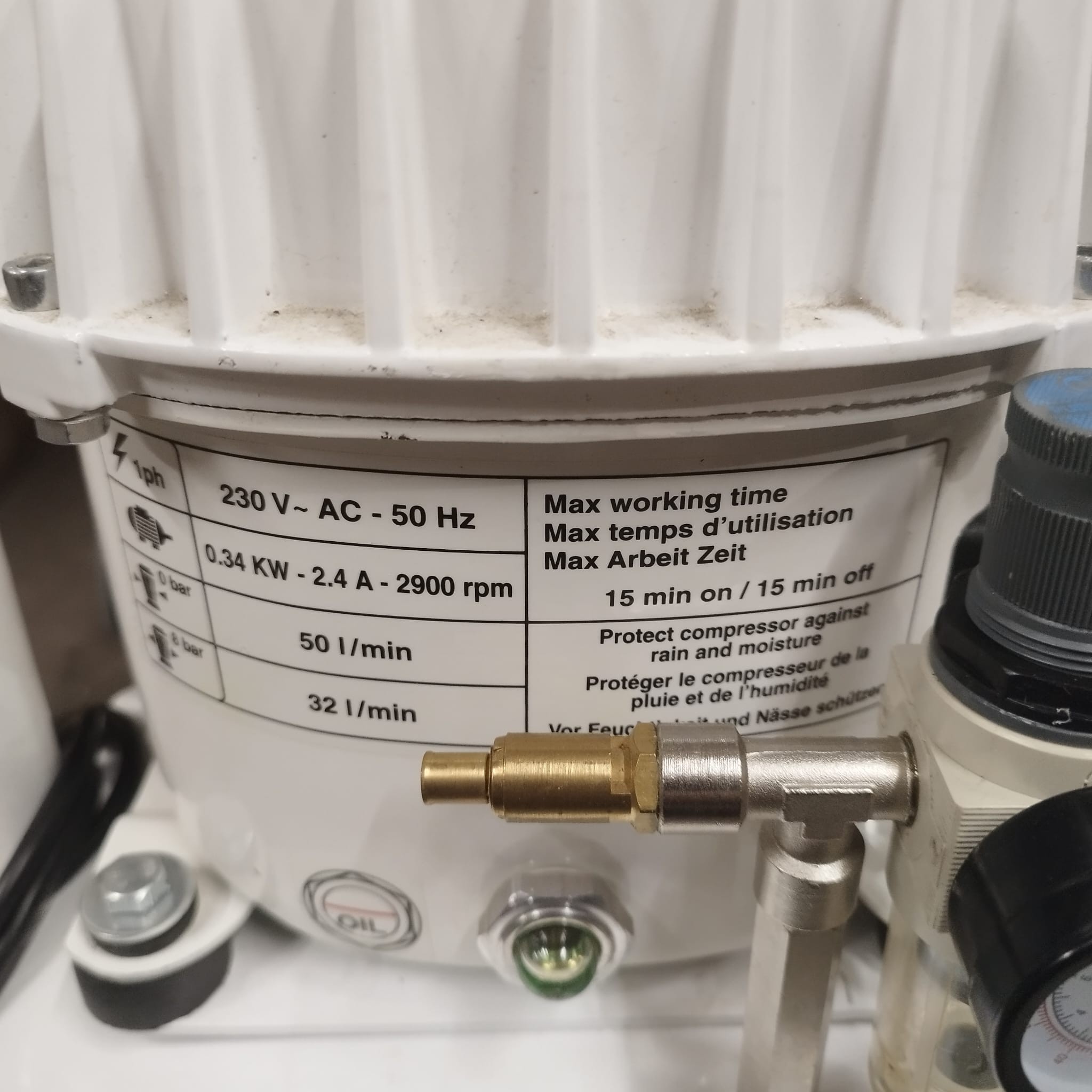 VENDU - OCCASION - Compresseur silencieux Mecafer 9L - reconditionné