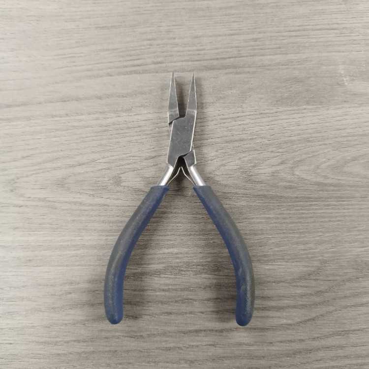 OCCASION VENDU- Pince à becs plats - 140mm