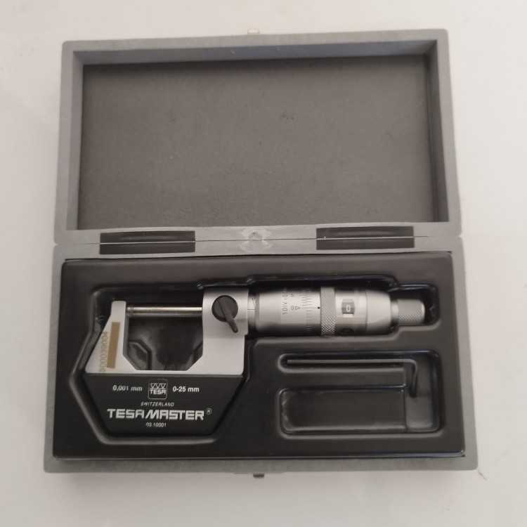 OCCASION VENDU- Micromètre Suisse TESAMASTER 0-25mm