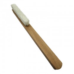 BROSSE A MAIN NYLON 4RGS 22CM