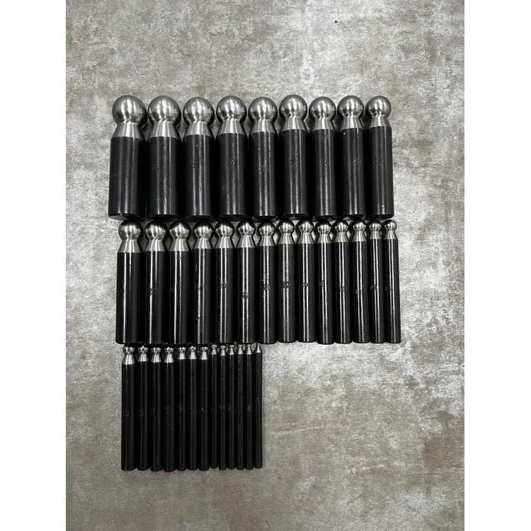 DESTOCKAGE- JEU DE 36 BOUTEROLLES ACIER DESTOCKAGE- JEU DE 36 BOUTEROLLES ACIER